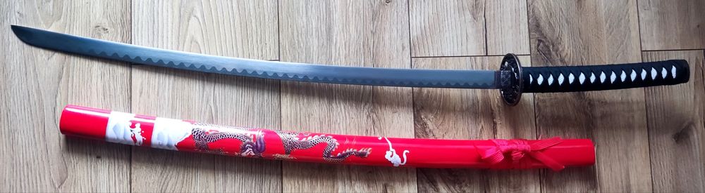 Miecz samurajski katana krwista