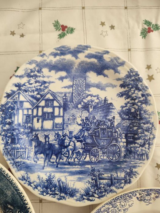 Pratos decorativos ( 3 pratos 40€)