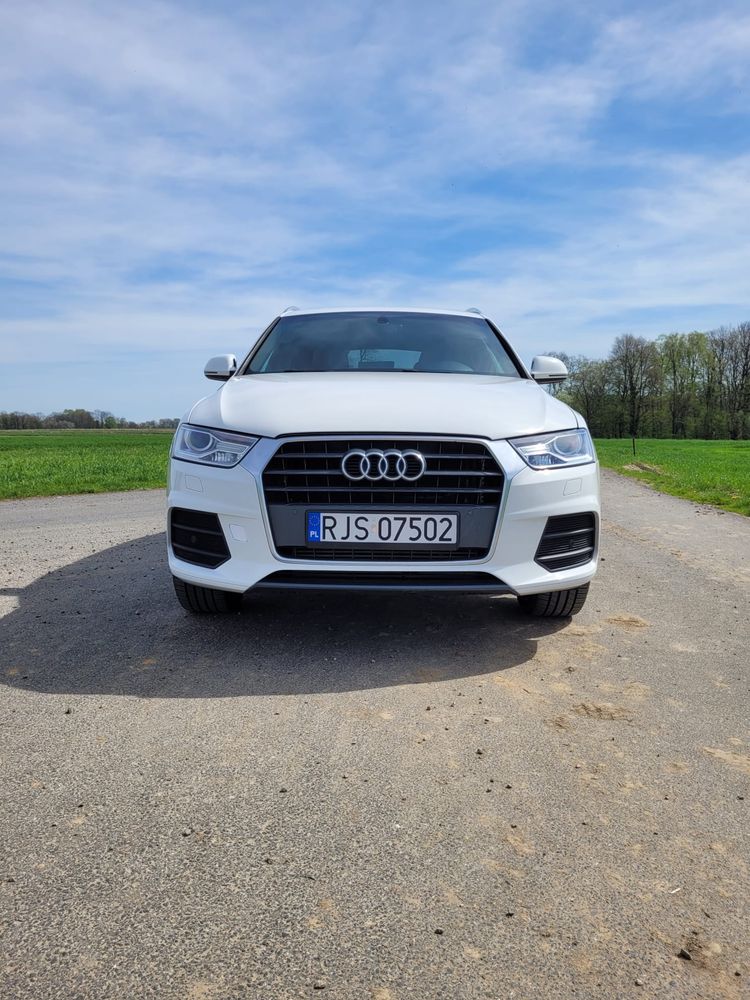 AUDI Q3 Premium Plus 2.0T