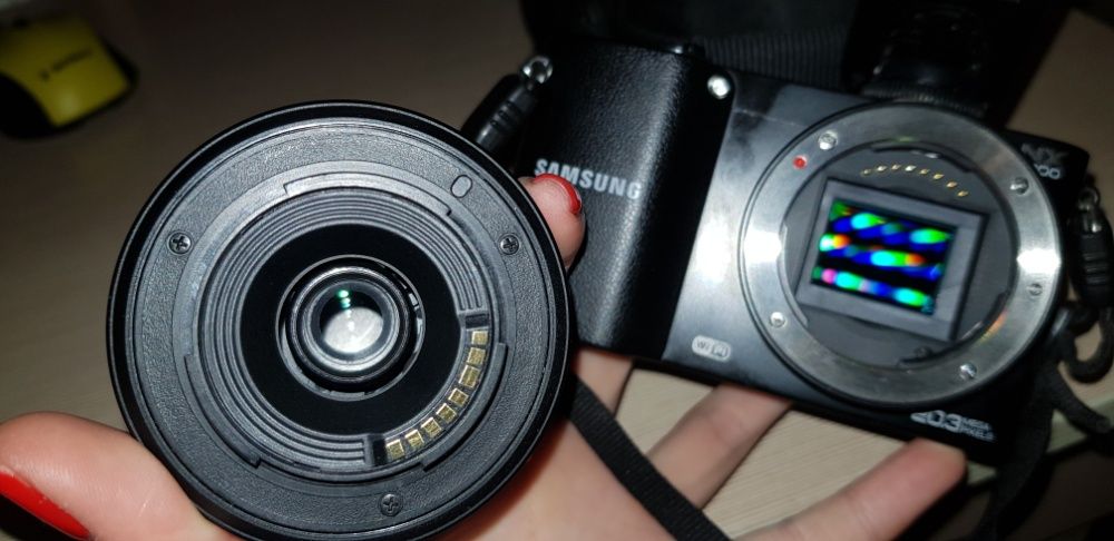 фотоаппарат Samsung NX1000 + сумка в хорошем состояни