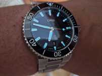 Zegarek Oris Aquis Date 41.5 mm