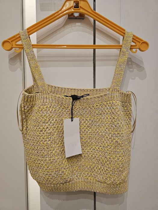 Krótki top z dzianiny Zara, o 30 zł TANIEJ!