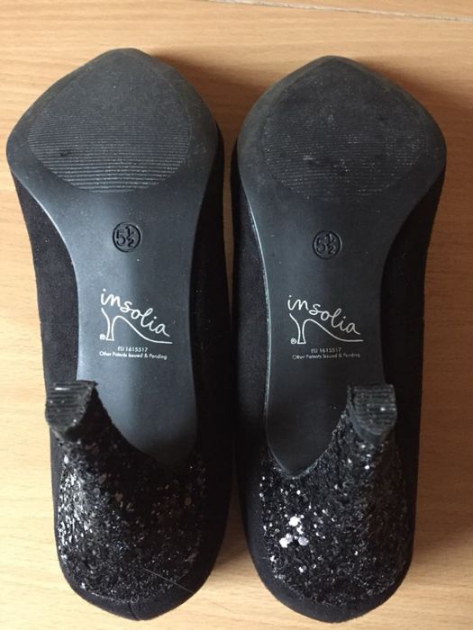 Szpilki czółenka czarne obcasy z brokatem welurowe M&S Insolia