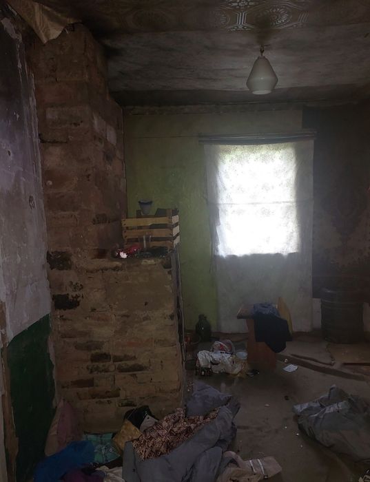 Продам земельный участок с домиком