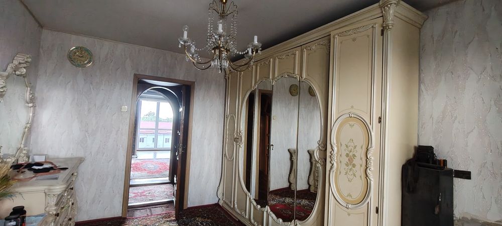 Продаж 3-х кімнатна квартира в центрі міста