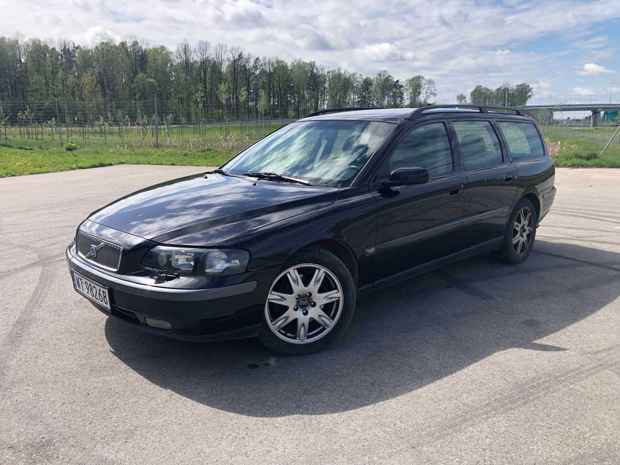 VOLVO V70 D5 2.4, bezwypadkowy, bogata wersja