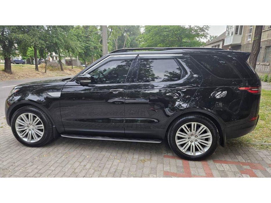 Land Rover Discovery 5 Боковые пороги подножки (г)