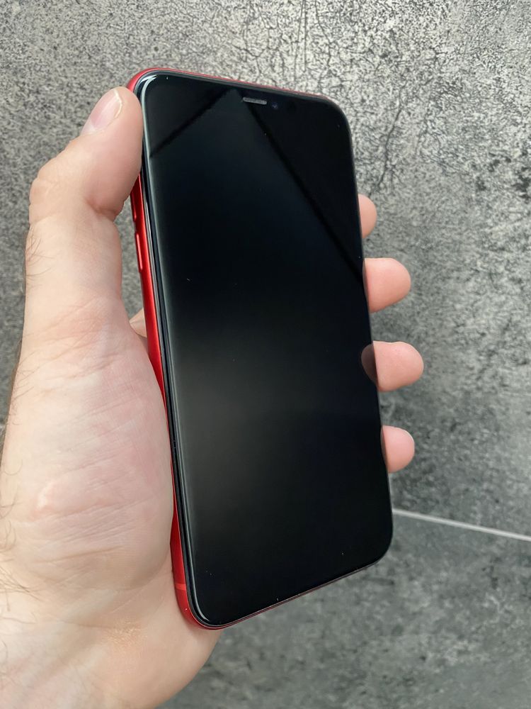 iPhone 11 64GB red used
