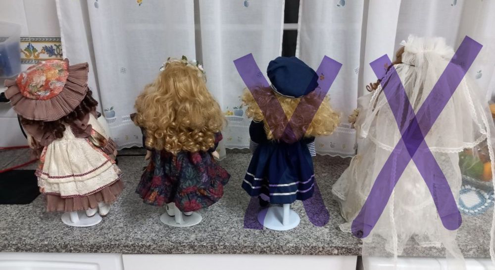 BONECAS de colecção em porcelana.Casa,Sala,Hall,Impecáveis.Antiguidade