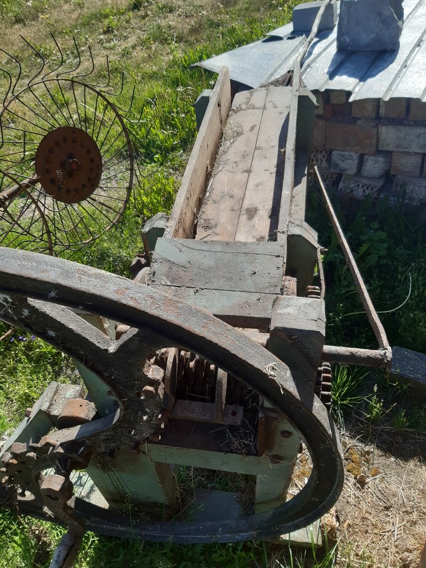 Sieczkarnia sprawna ozdoba ogrodowa
