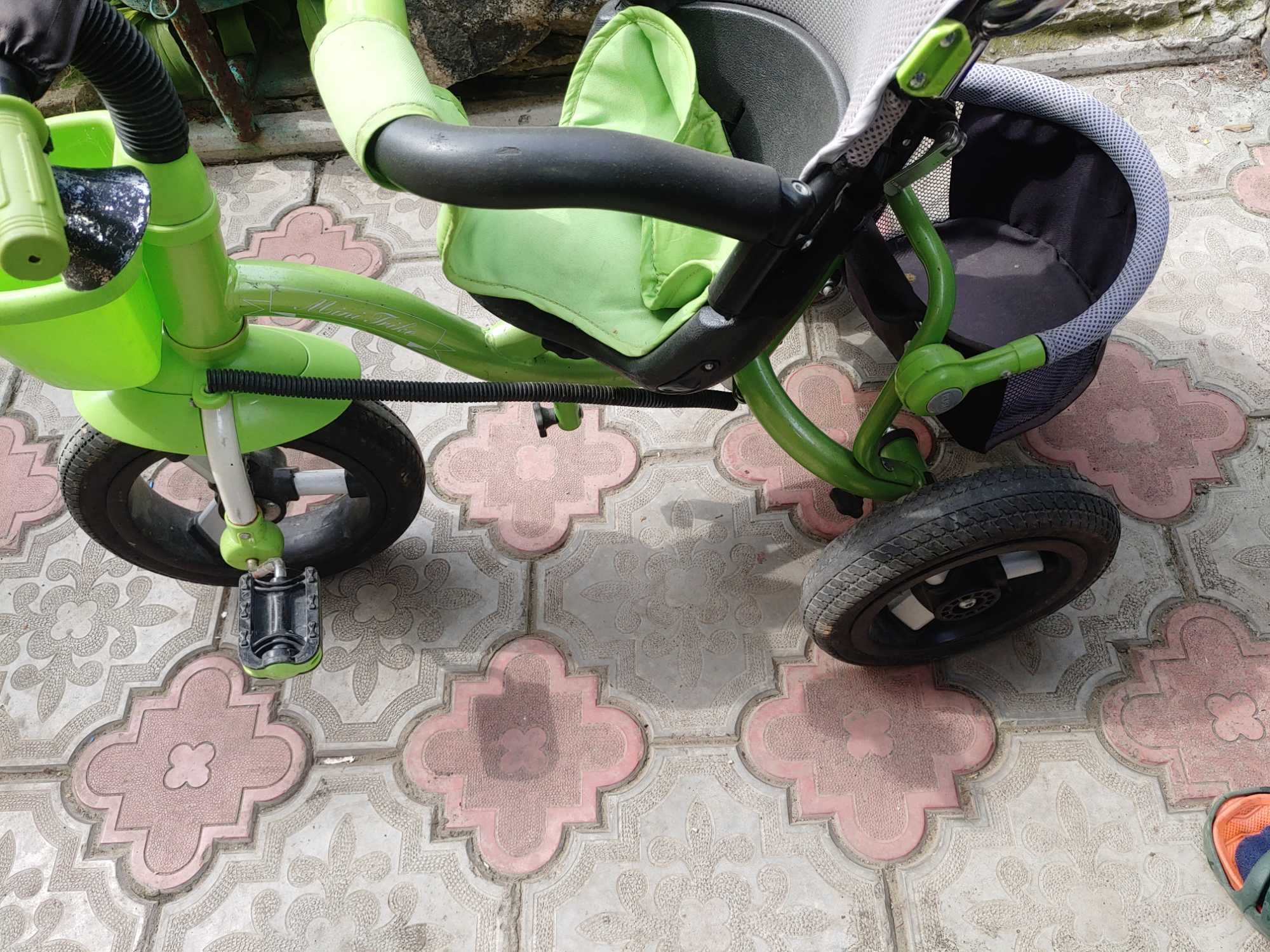 Детский трехколесный велосипед, коляска с ручкой
