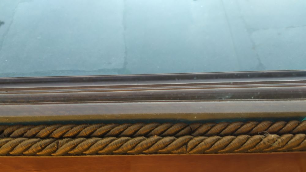 Двері лдсп з стіклянною вставкою