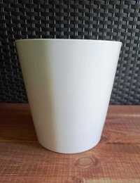 biała osłonka na doniczkę, doniczka ceramiczna, 13 cm x 13 cm