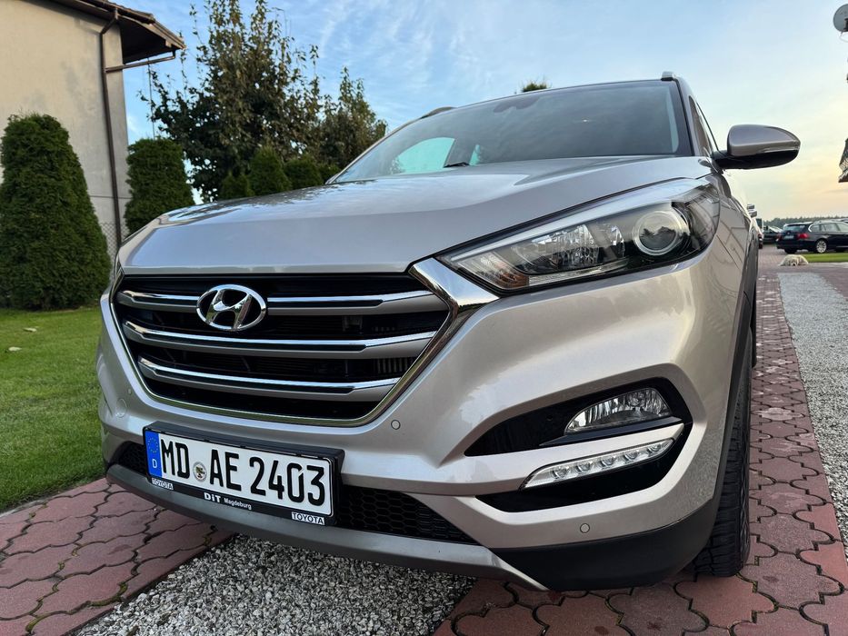 Hyundai Tucson 2.0 CRDi 4x4 ** NAVI ** Climatronic ** SERWIS ** Bezwypadkowy ** ALU *