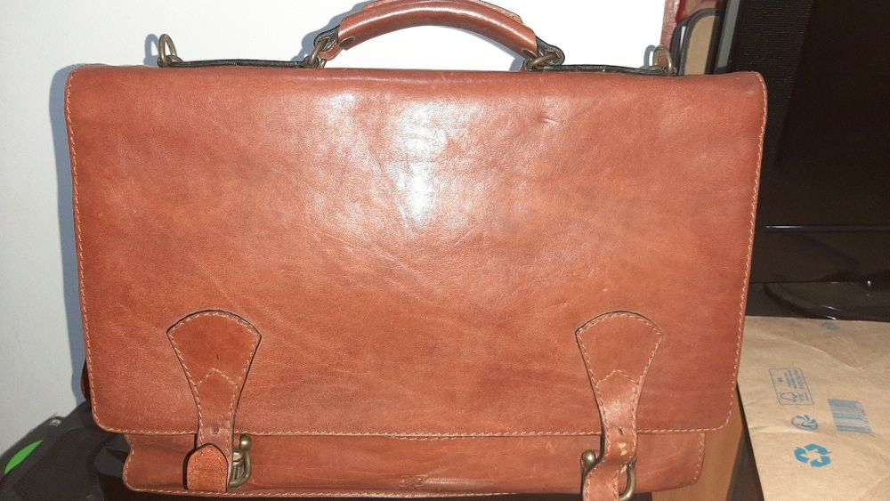 Mala executivo nova em pele genuína