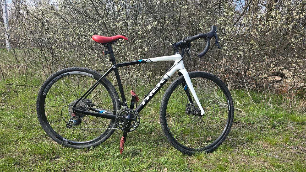 Карбоновий гравел Trek Boone 5