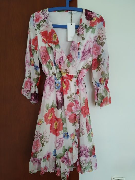 Okazja! Piękna letnia szyfonowa sukienka w kwiaty