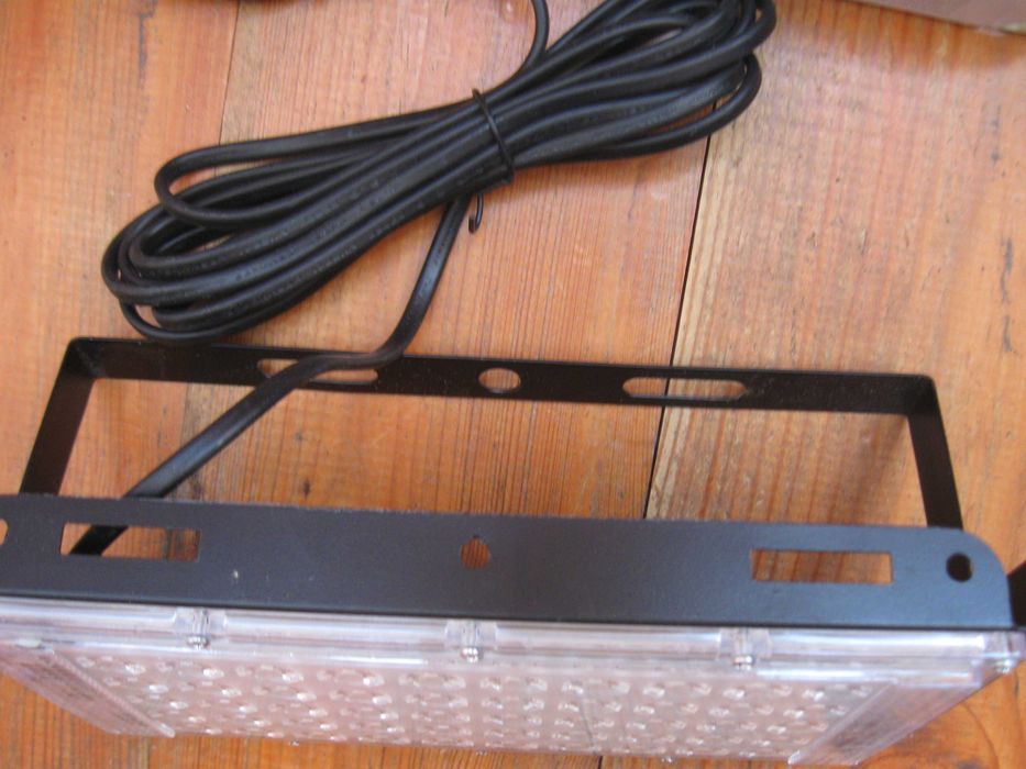 Прожектор 12-80 вольт 50 ватт пыле и влагозащита IP66 яркий