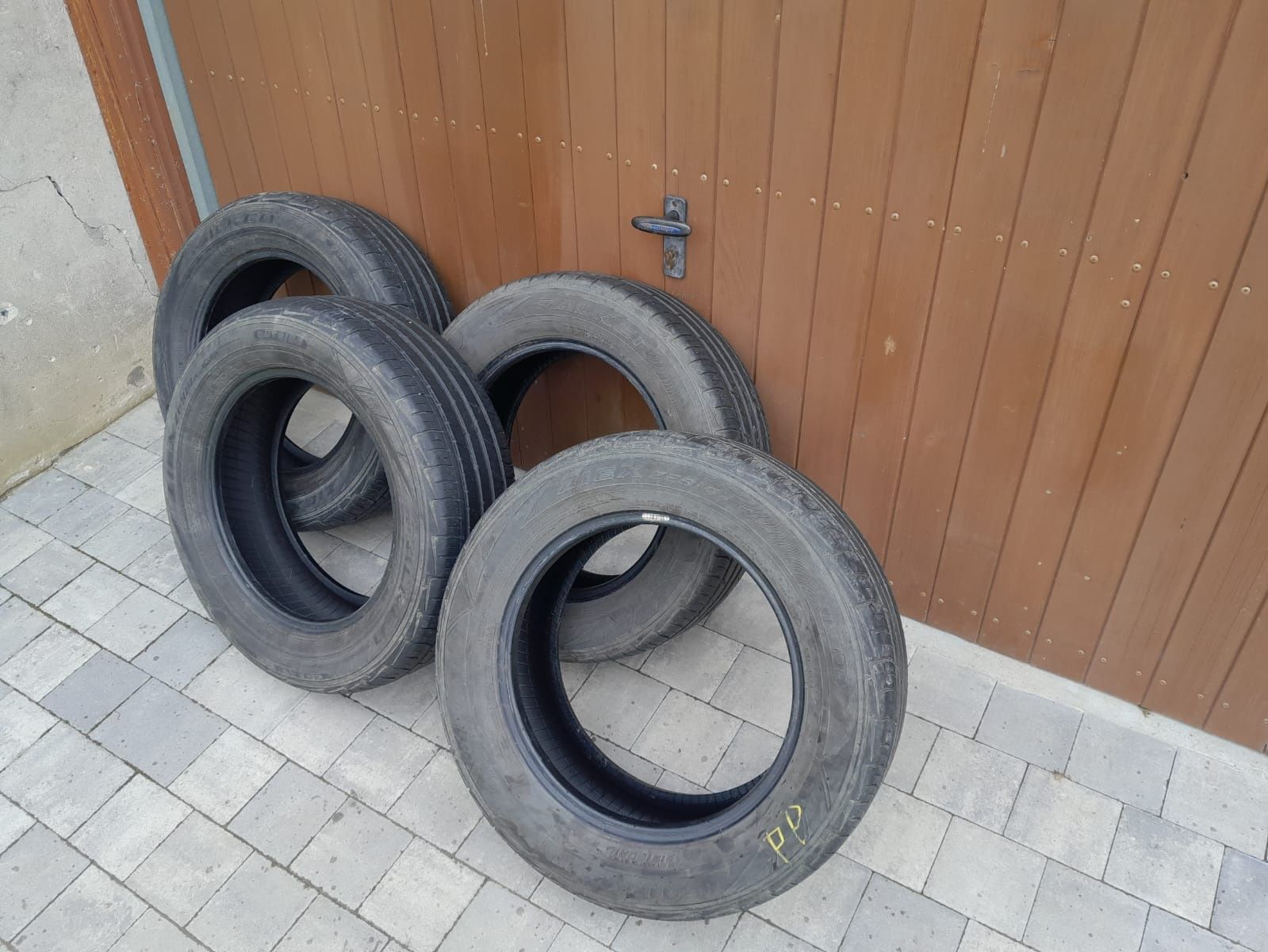 Opony letnie falken 215/60 R16