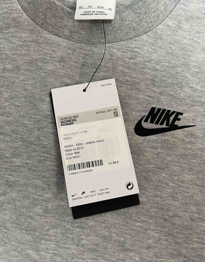 Сукня Nike Wmns Nsw Tech Fleece Dress Grey ОРИГІНАЛ! рр XS