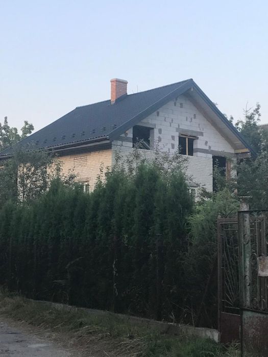 Будинок дачного типу, приватизований. Львів ( Скнилів )