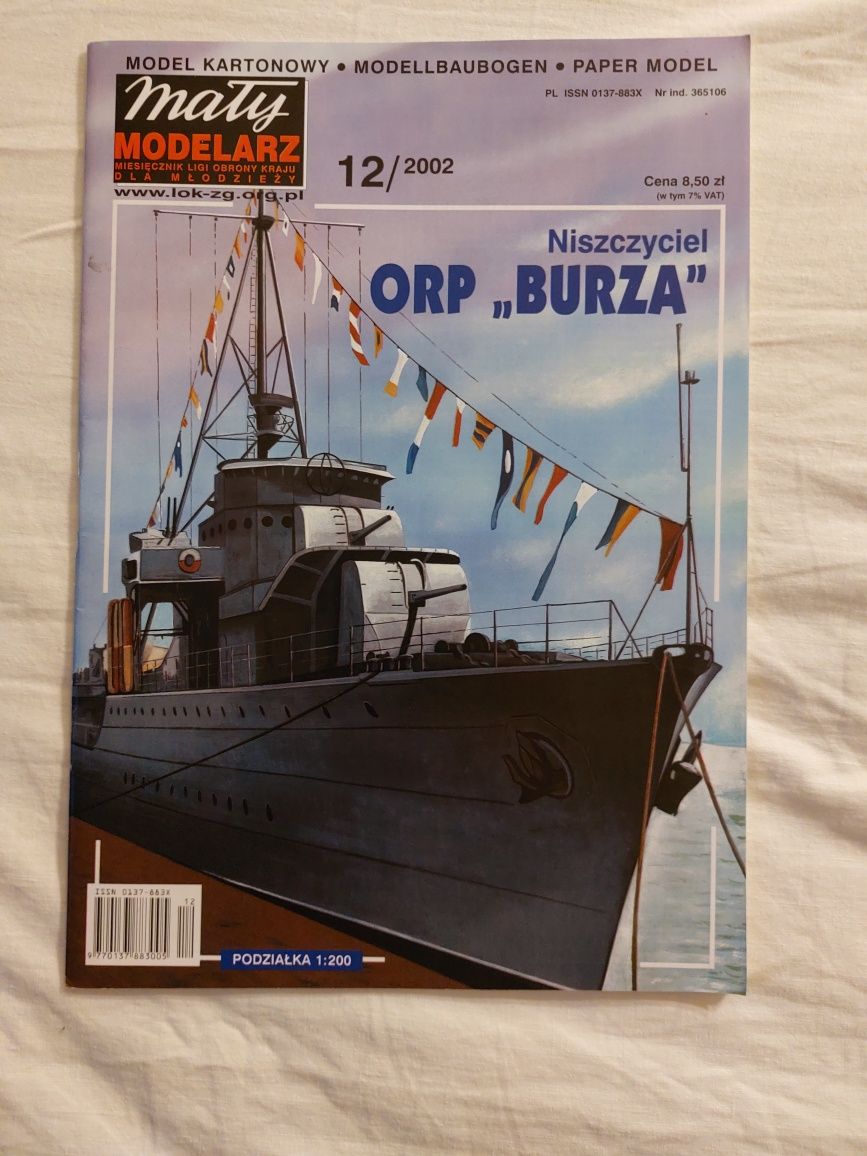 MODEL kartonowy ORP Burza