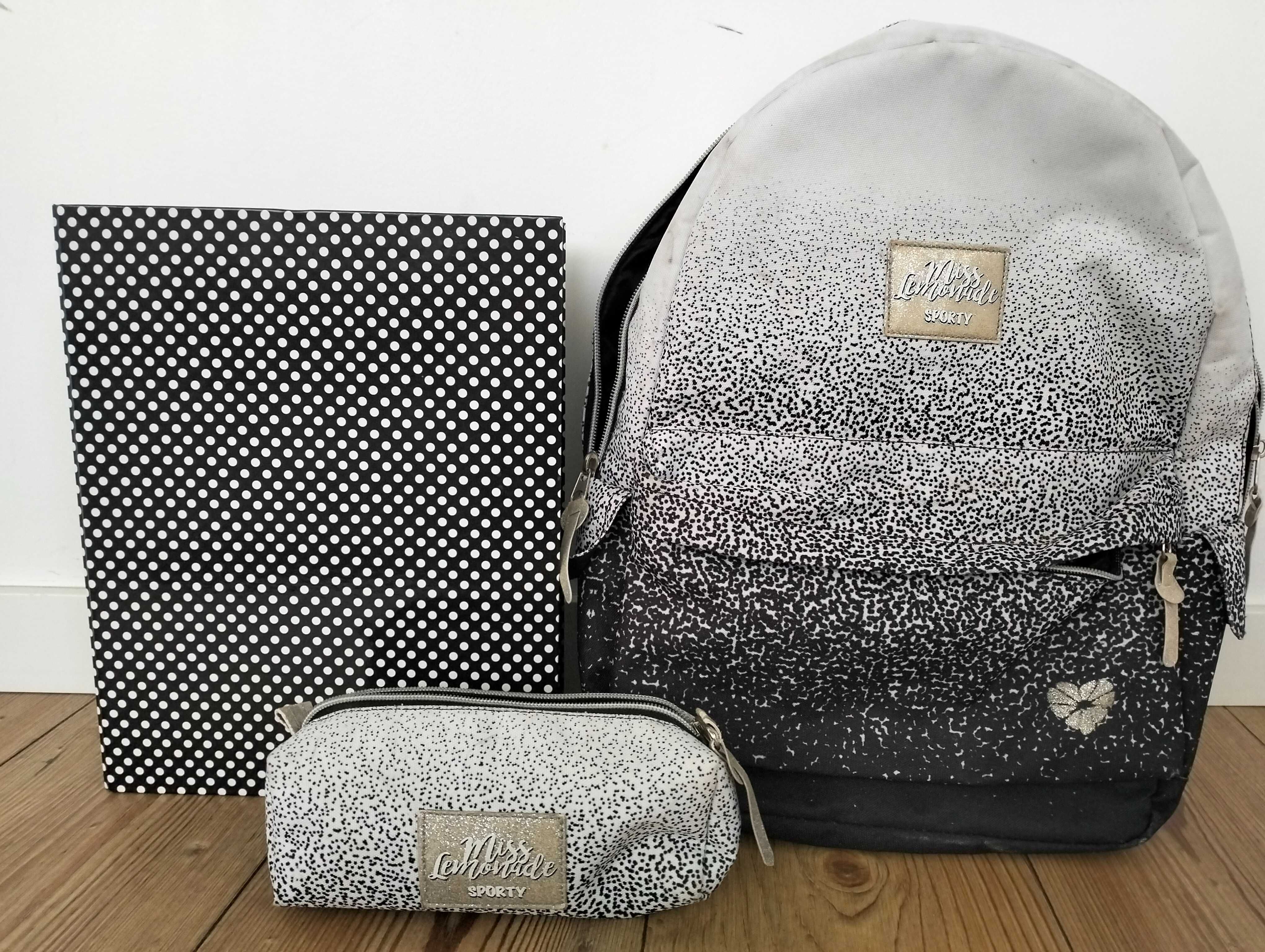 Mochila + estojo + dossier
