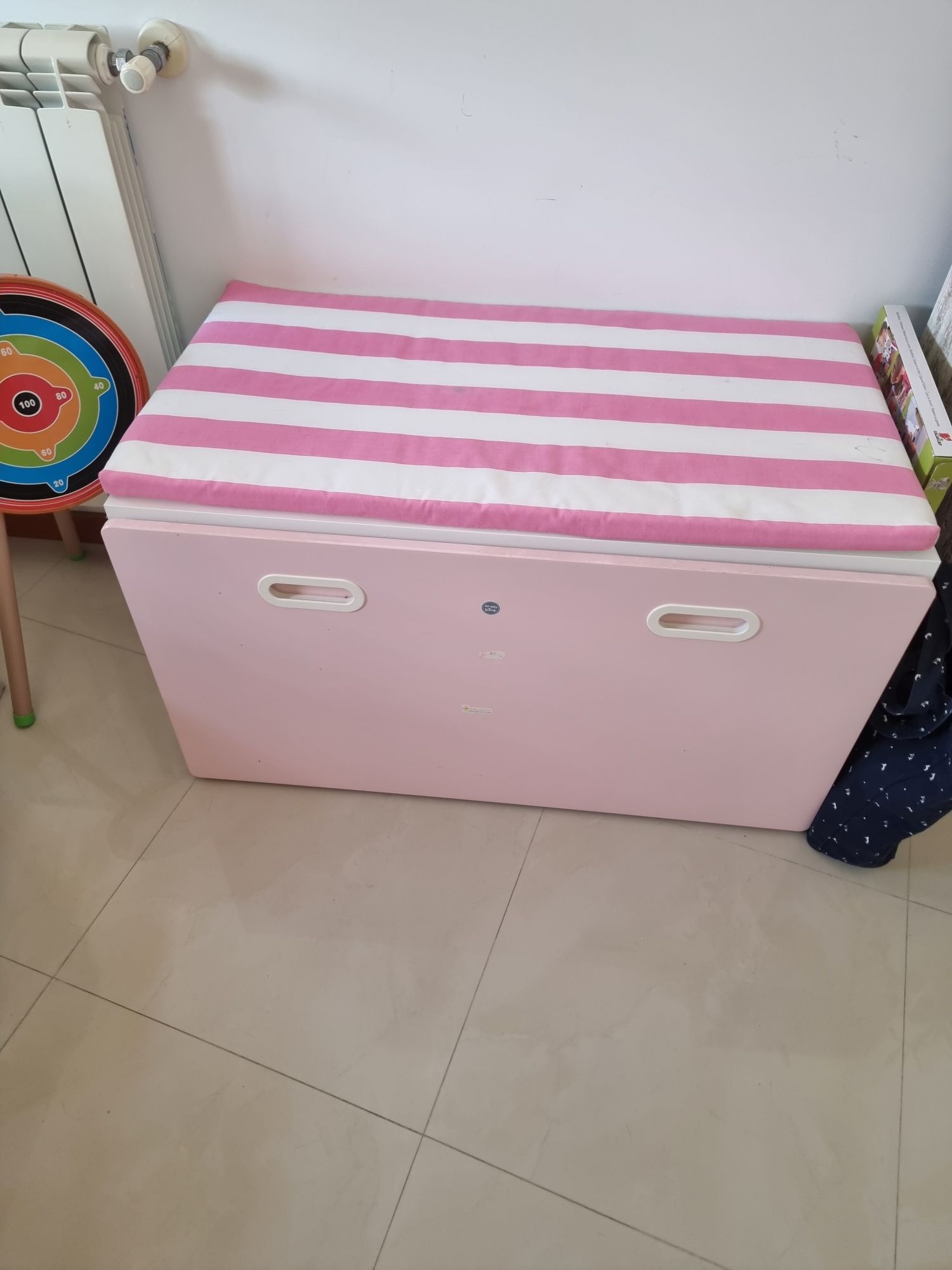Móvel Banco com gaveta com rodas Ikea