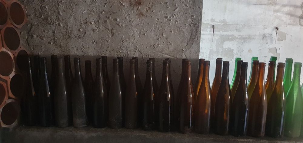 Garrafas de vidro para vinho verde – 55 unidades