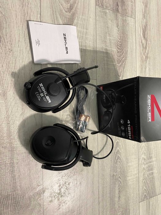 Ochronniki słuchu ZEKLER 412RH słuchawki z wbudowanym radiem nauszniki