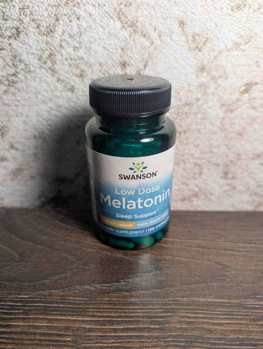 Swanson, мелатонін у низькому дозуванні, 1 мг, 120 капсул