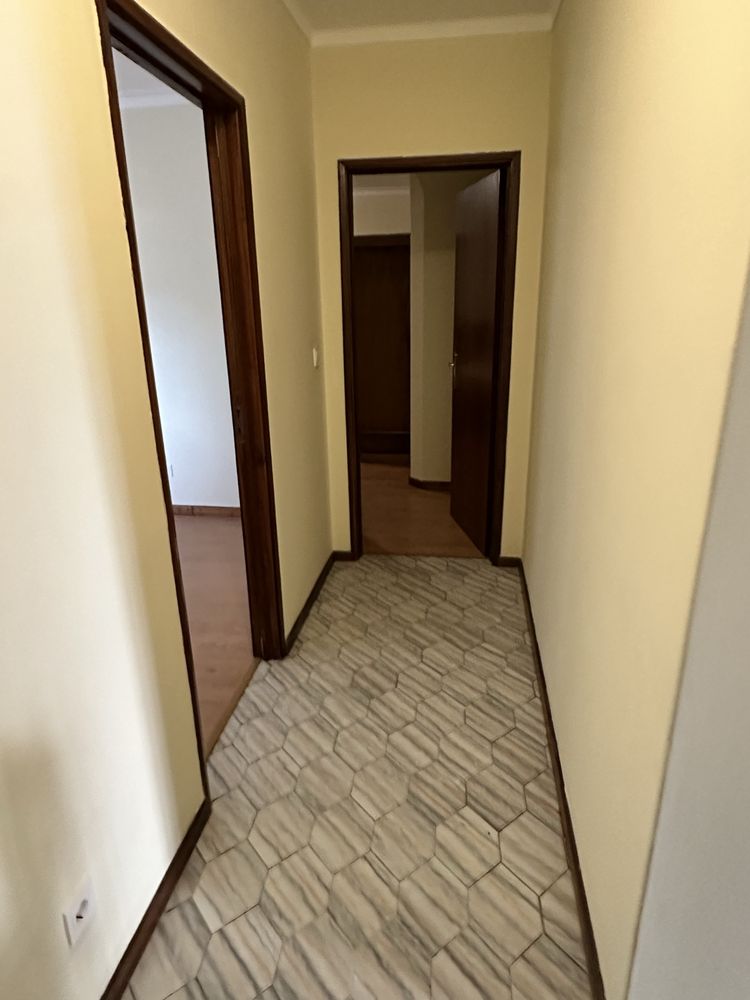 Arrendamento de Apartamento T2+1 no Centro Histórico de Bragança