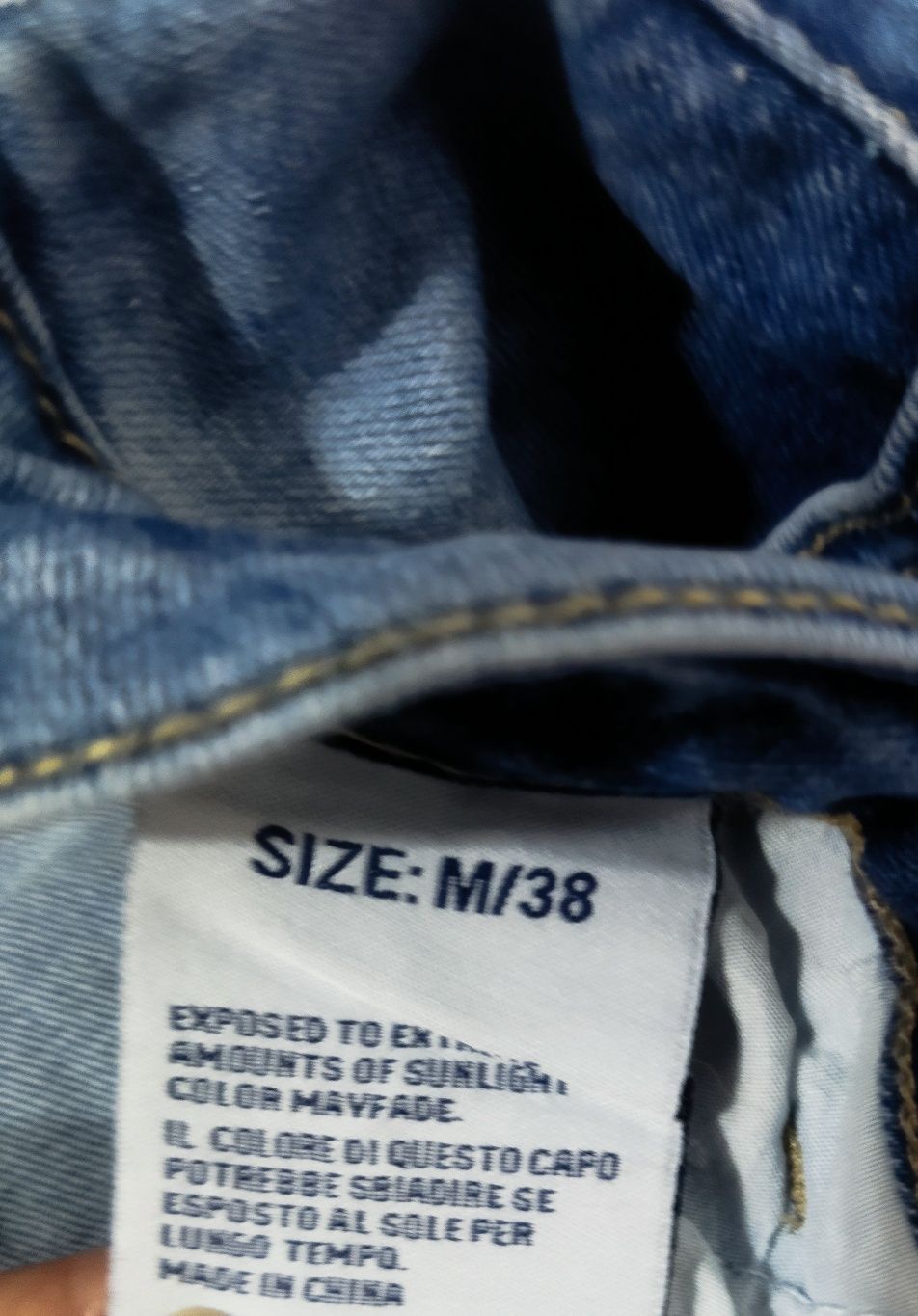 Skinny jeans, rozmiar M, 67% bawełna, wymiary w opisie