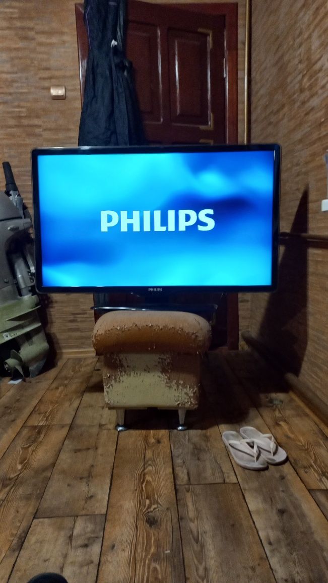 Продам телевизор Phillips