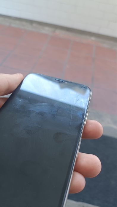 iPhone X branco quase novo