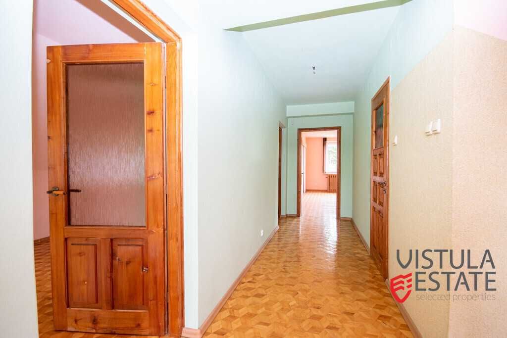 Przestronny dom z ogrodem, który może być twój