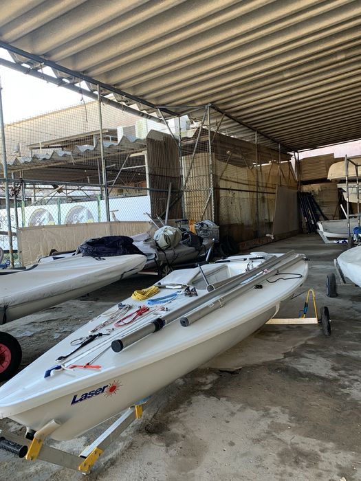 Barco/ vela ligeira Laser 4.7