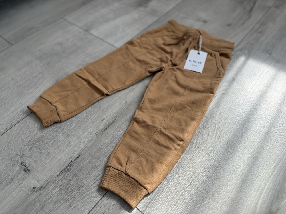 Nowe spodnie chłopięce 5.10.15 Kids r. 98 Dresowe spodnie dziecięce
