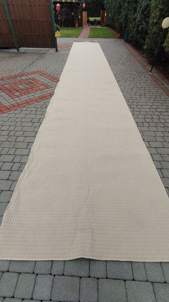 Dywan 10.5 m długi
