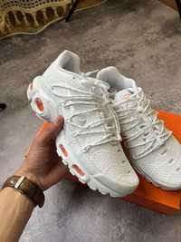 Nike Tn Plus Untility White