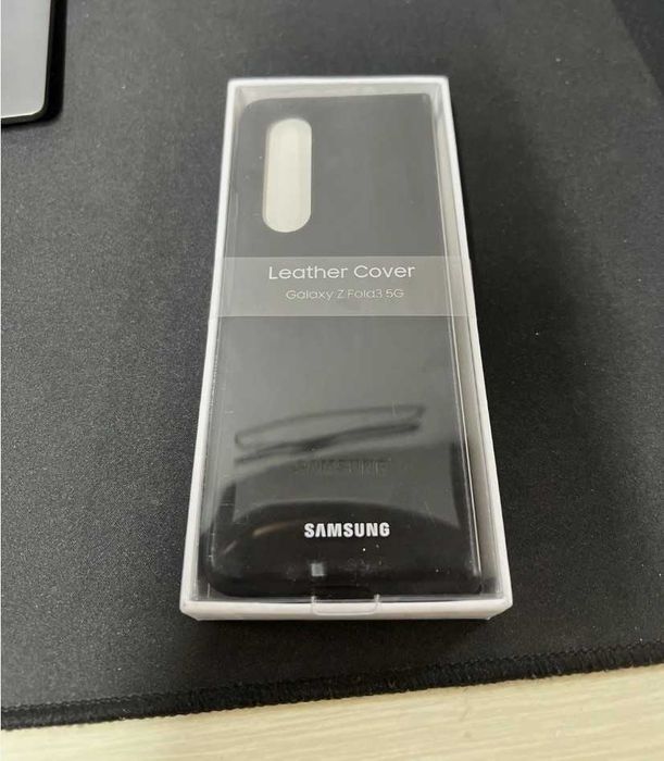 Оригинальный чехол книжка Samsung Z Fold 3 Leather Cover SM-F926