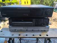 Trzy Odtwarzacze vhs Magnetowidy