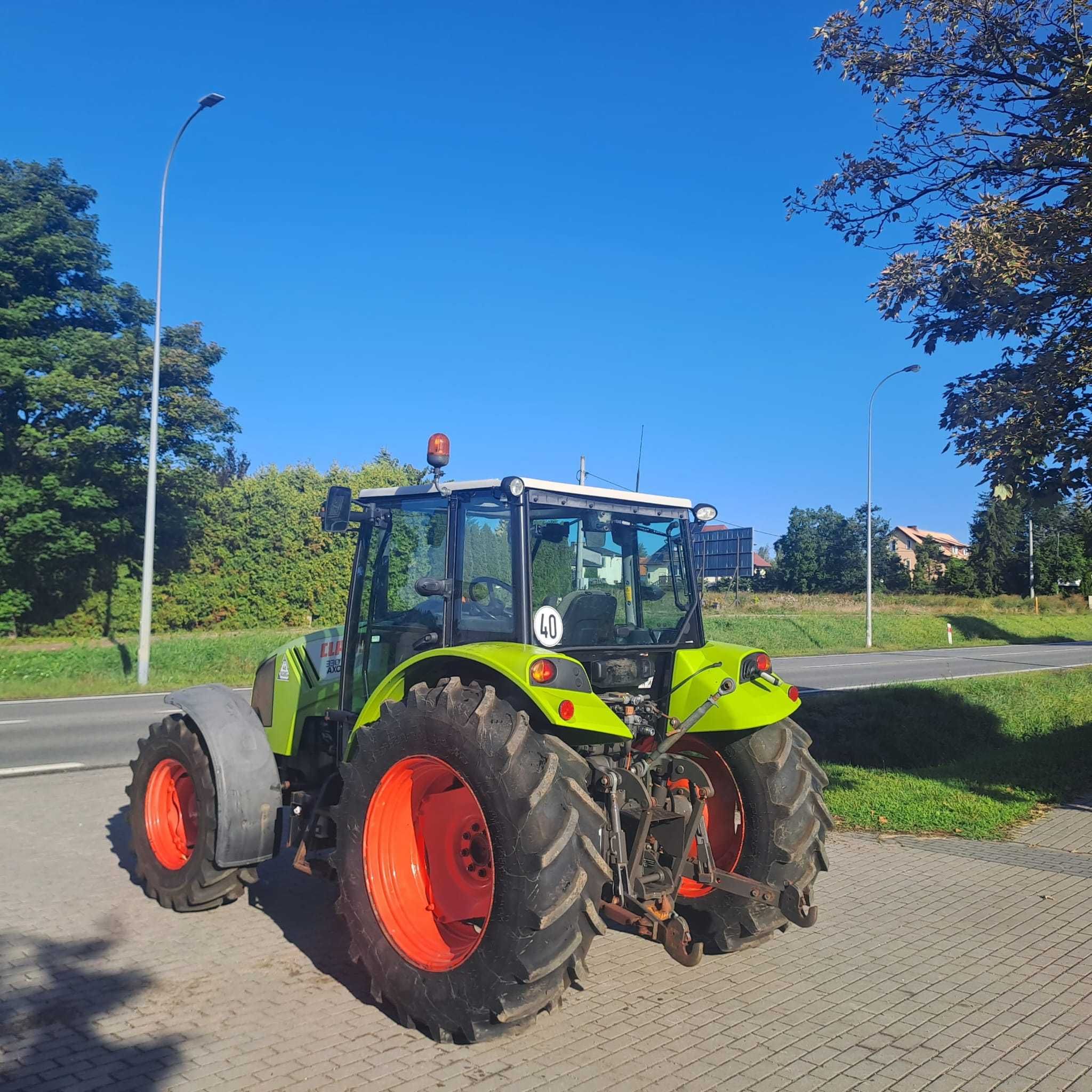 Claas Axos 330 , 2011 rok , 7500h. Stan idealny. Ciągnik Claas Axos