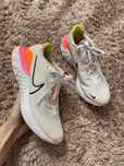 Nike renew damskie neonowe