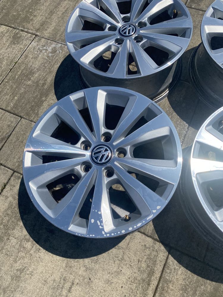 Alufelgi volkswagen r16 z golfa 7