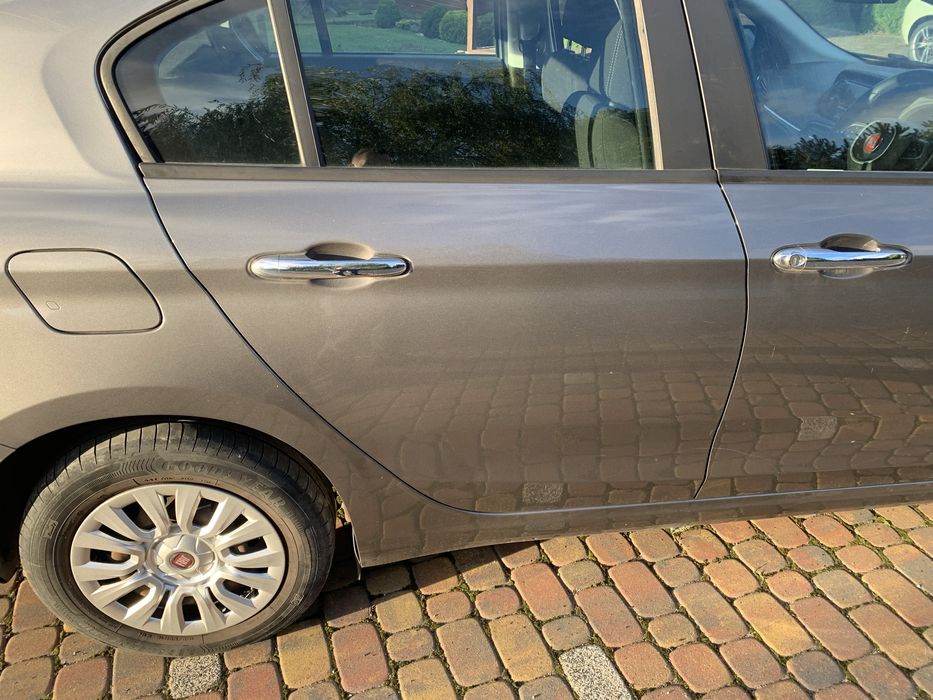 Drzwi tylne prawe Fiat Tipo Hatchback/Sedan Nr.Lak. 695