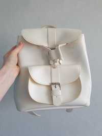 Шкіряний рюкзак (білий) БЕЗКОШТОВНО * ЧЕРНІВЦІ