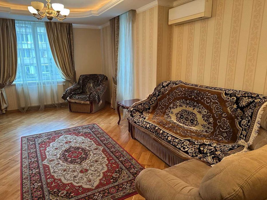 3 кімн. М. Житомирська, ЖК ТММ, вул. Дмитра Чижевського (Чаадаєва) 2