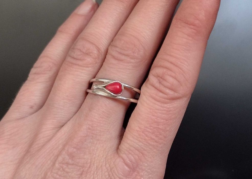 Pierścionek srebrny PĄK KWIATU p.925 R. 23