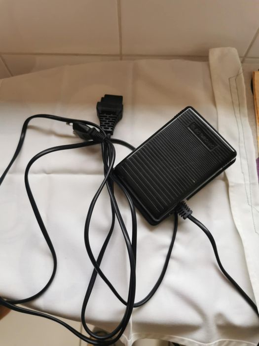 Máquina de costura Necchi